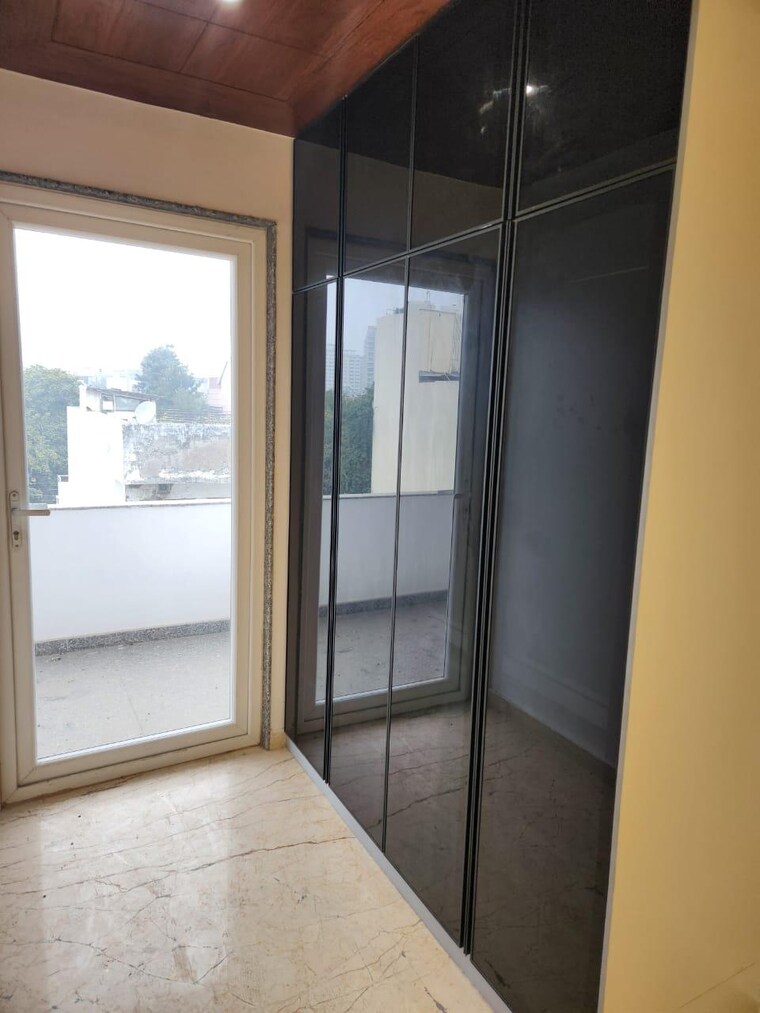 Room, unitech-south-city-1 4 Bedroom 4200 Sq.Ft. Builder Floor In South City 1 Gurgaon 9836250