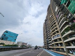 2 BHK + Pooja Room Apartment For Rent in MJ Shah Centrio