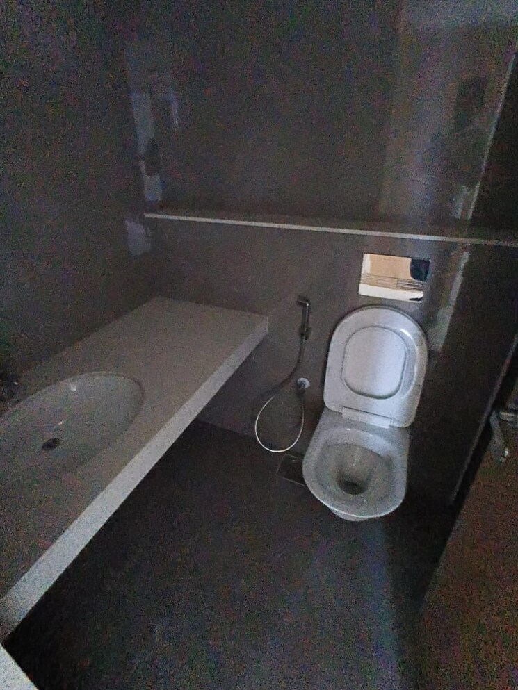 Bathroom, lodha-woods 2 Bedroom 761 Sq.Ft. Apartment In Kandivali East Mumbai 9836275