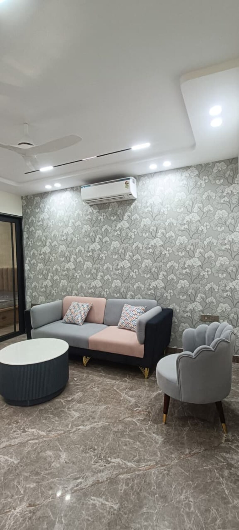 Living Room, sector 52 1 Bedroom 700 Sq.Ft. Builder Floor In Sector 52 Gurgaon 9836282