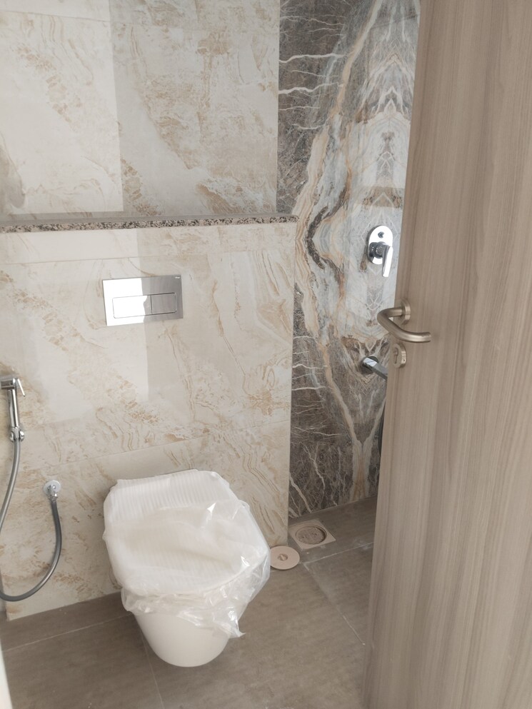 Bathroom, wadhwa-tw-gardens 2.5 Bedroom 720 Sq.Ft. Apartment In Kandivali East Mumbai 9836287