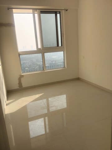 2.5 BHK Apartment For Rent in Wadhwa TW Gardens, Kandivali East