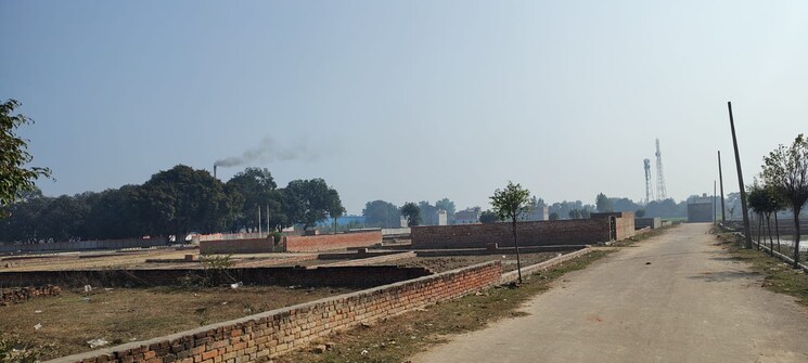 undefined, mohanlalganj  4500 Sq.Ft. Plot In Mohanlalganj Lucknow 9836756