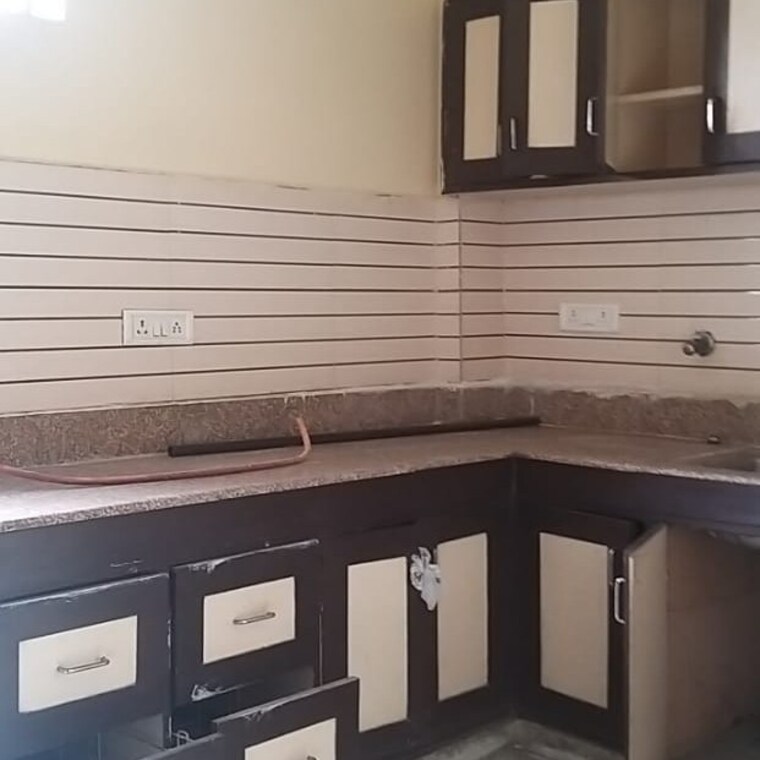 Kitchen, new ashok nagar 2 Bedroom 792 Sq.Ft. Builder Floor In New Ashok Nagar Delhi 9838235