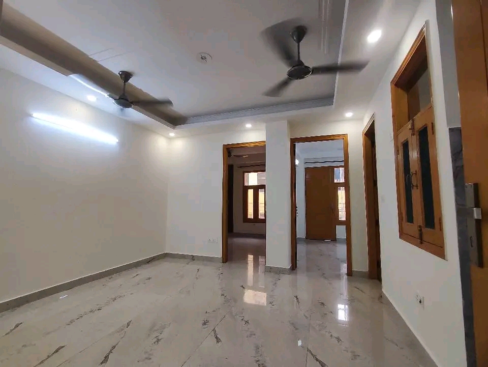 2 BHK + Extra Room Builder Floor For Rent in Chattarpur