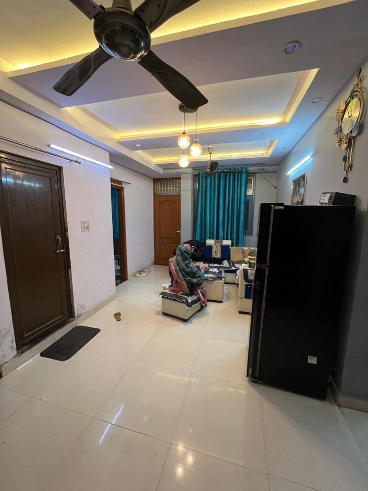 Living Room, mahavir enclave 1 3 Bedroom 900 Sq.Ft. Builder Floor In Mahavir Enclave 1 Delhi 9838051