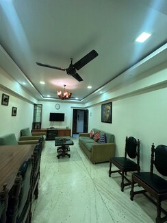 3 BHK + Pooja Room Apartment For Rent in Santacruz West
