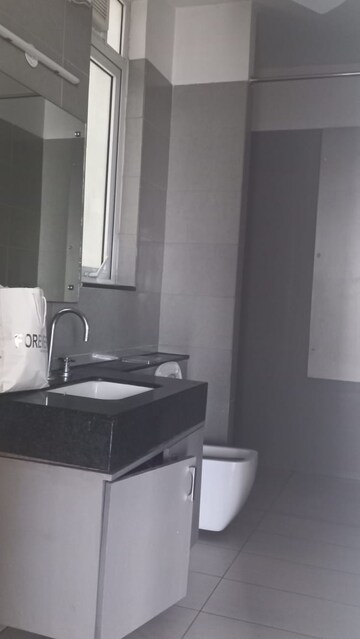 Bathroom in 4 BHK Apartment at Ireo Victory Valley, Sector 67 – for Rent