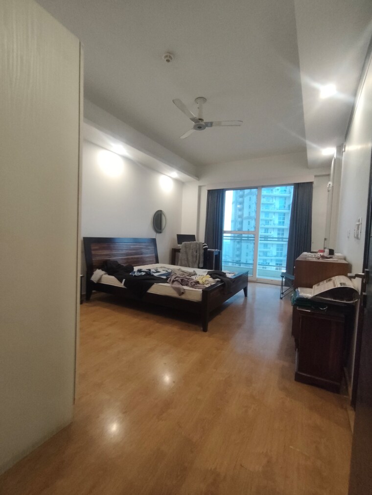 Bedroom, mahagun-mezzaria 3 Bedroom 3020 Sq.Ft. Apartment In Sector 78 Noida 9838082