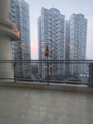 3 BHK Apartment – Exterior View View at Mahagun Mezzaria, Sector 78 - for Rent
