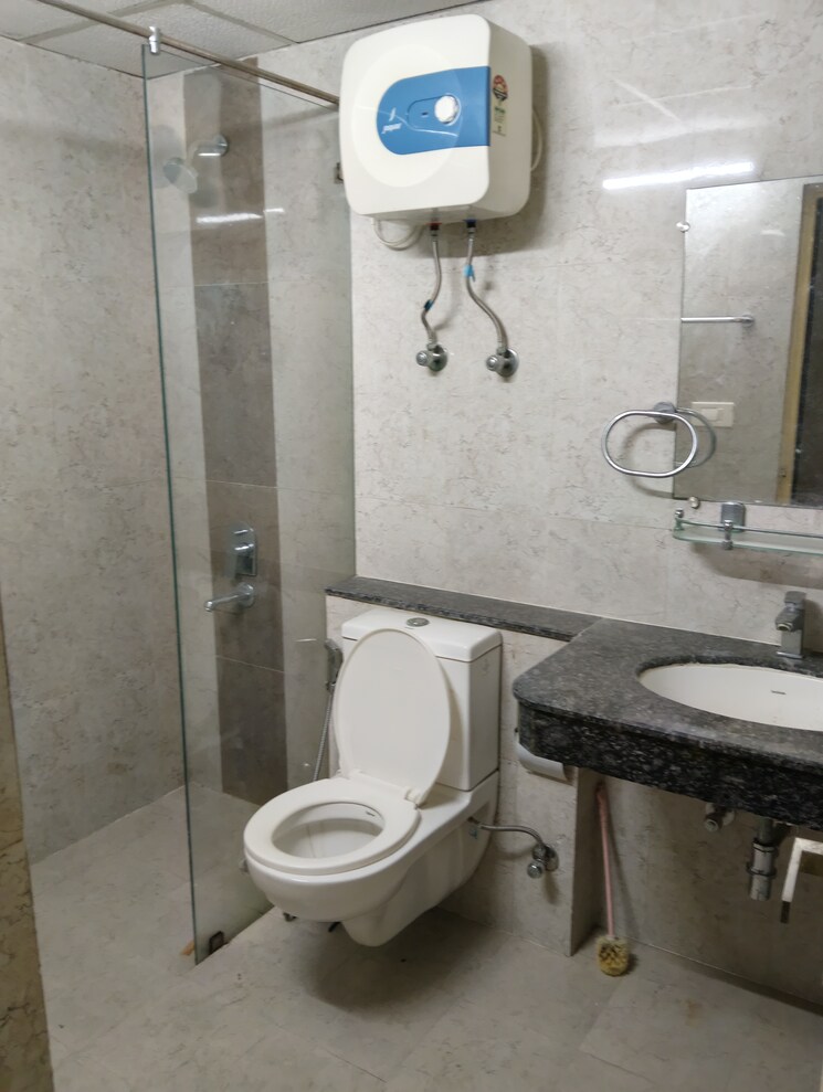 Bathroom, gomti nagar 3 Bedroom 1700 Sq.Ft. Apartment In Gomti Nagar Lucknow 9838267
