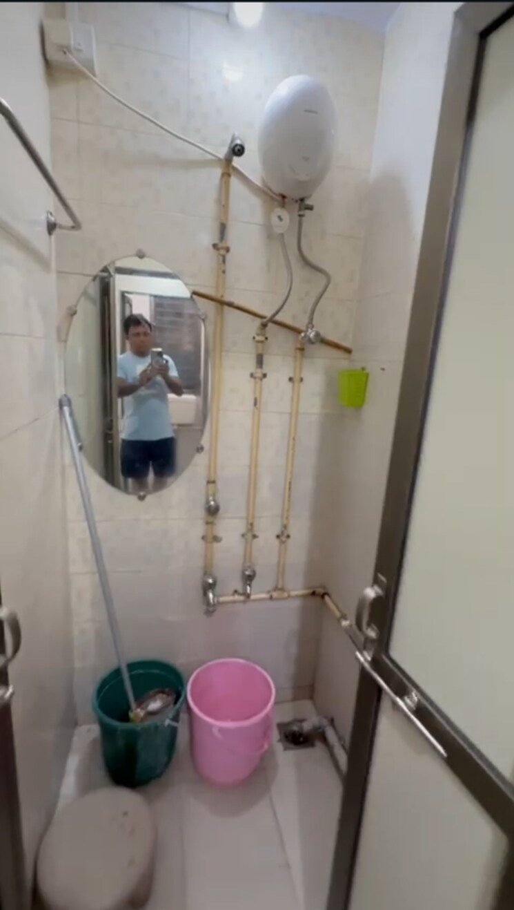 Bathroom, amogh-chs-parel 1 Bedroom 350 Sq.Ft. Apartment In Parel Mumbai 9839288