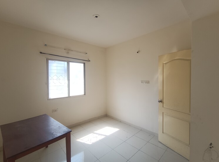 Room, dwarka-township 2 Bedroom 745 Sq.Ft. Apartment In Chakan Pune 9840490