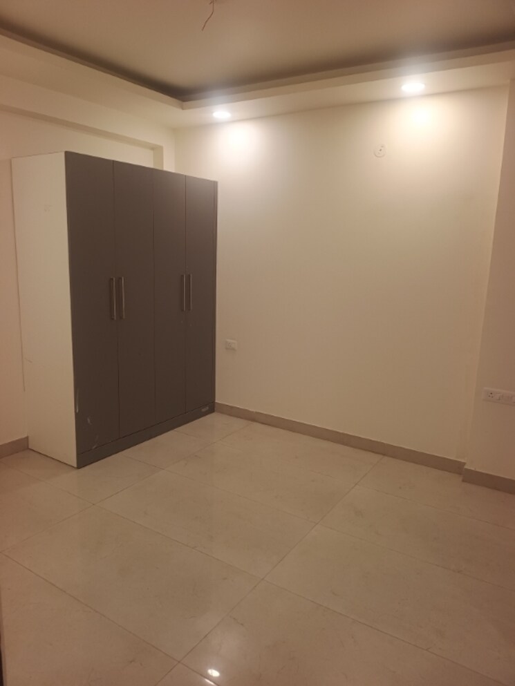 Cover Image, nimbus-the-express-park-view-ii 3 Bedroom 1632 Sq.Ft. Apartment In Chi V Greater Noida Greater Noida 9840771