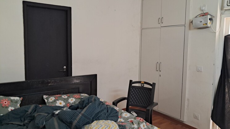 Bedroom, amrapali-silicon-city 3 Bedroom 1420 Sq.Ft. Apartment In Sector 76 Noida 9845903