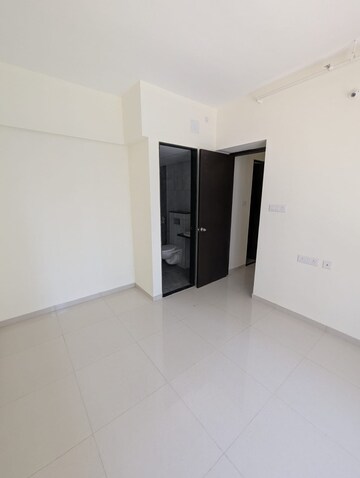 Room in 2 BHK Apartment at Kolte Patil R10, Hinjewadi – for Rent