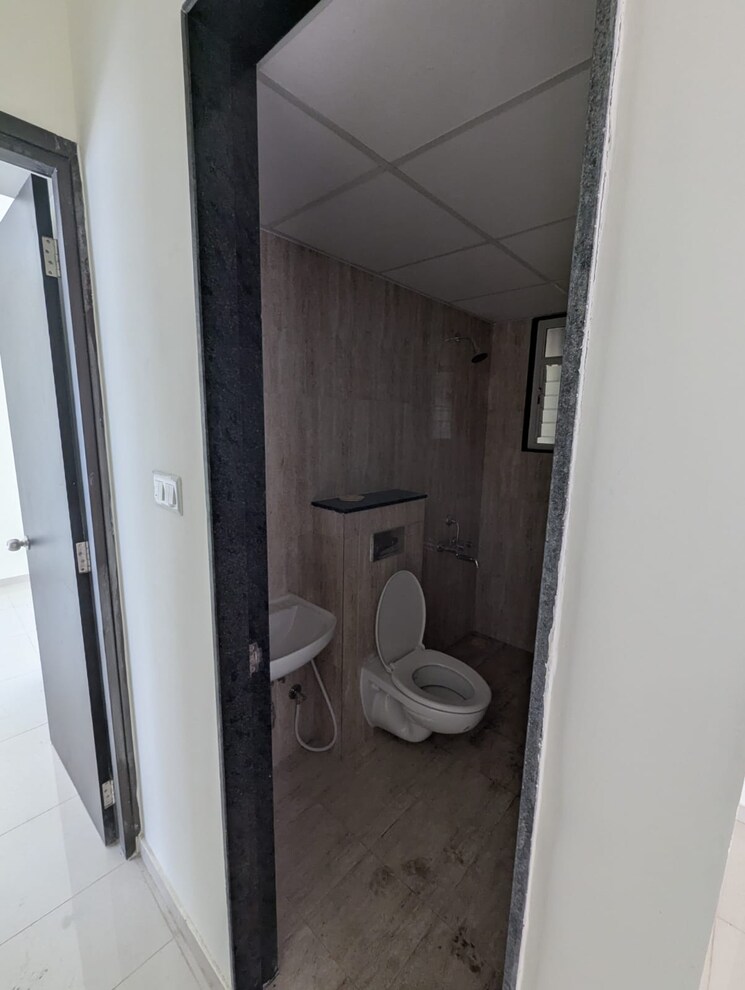 Bathroom, kolte-patil-r10 2 Bedroom 577 Sq.Ft. Apartment In Hinjewadi Pune 9846538