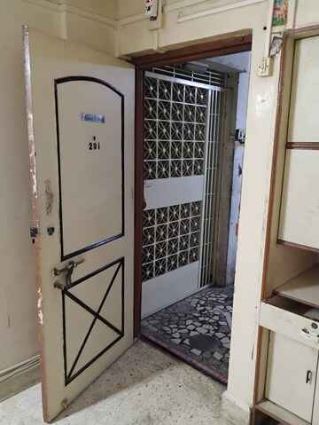 Staircase in 1 BHK Apartment at Shreenath Hermitage, Baner – for Rent