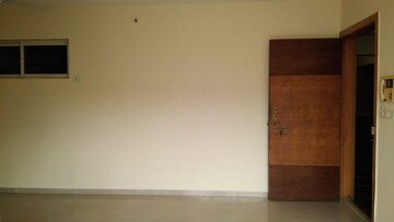 Room in 2 BHK Apartment at Dosti Acres – for Sale