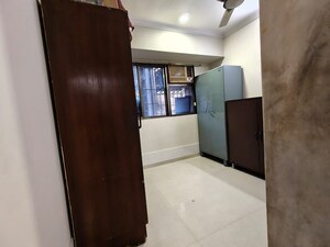 Room in 4 BHK Apartment at Shubham Sri Kalpana Padma Tower, Chembur – for Rent