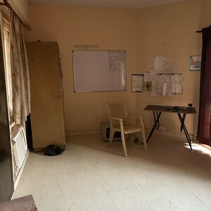 Living Room in 3 BHK Apartment at Rwa Jalvayu Vihar Noida, Sector 25 – for Rent