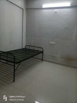 Room in Studio Villa at Karve Nagar – for Rent