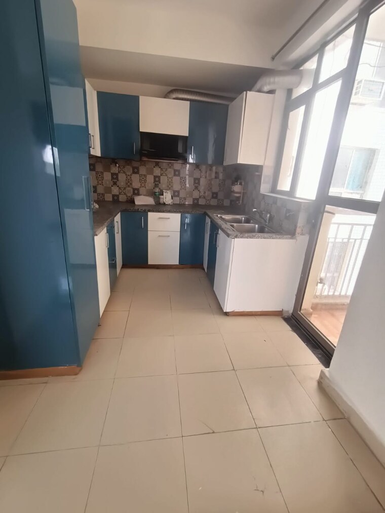 Kitchen, unitech-the-residences-gurgaon 3 Bedroom 1545 Sq.Ft. Apartment In Sector 33 Gurgaon 9846647