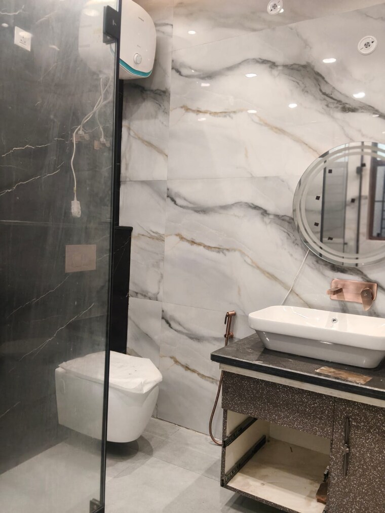 Bathroom, gomti nagar 6+ Bedroom 3000 Sq.Ft. Independent House In Gomti Nagar Lucknow 9846672