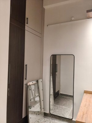 Building Lobby in 6+ BHK Independent House at Gomti Nagar – for Rent