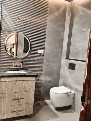 Bathroom in 6+ BHK Independent House at Gomti Nagar – for Rent