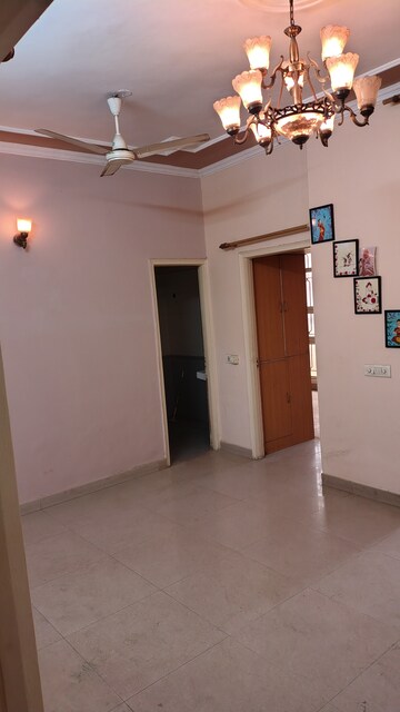 3 BHK Builder Floor For Rent in Mayfield Garden