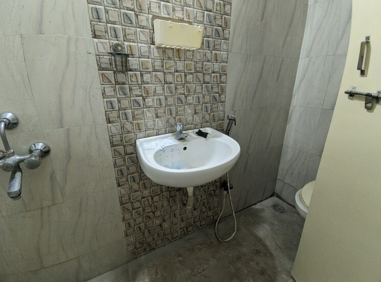 Bathroom, bora-ville 2 Bedroom 909 Sq.Ft. Apartment In Kharadi Pune 9840350