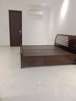 2 BHK + Pooja Room 160 Sq.Yd. Builder Floor in Sector 31