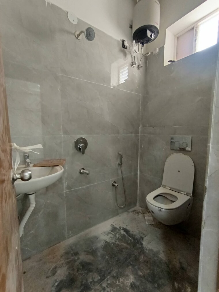 Bathroom, kondapur 2 Bedroom 1150 Sq.Ft. Apartment In Kondapur Hyderabad 9846753