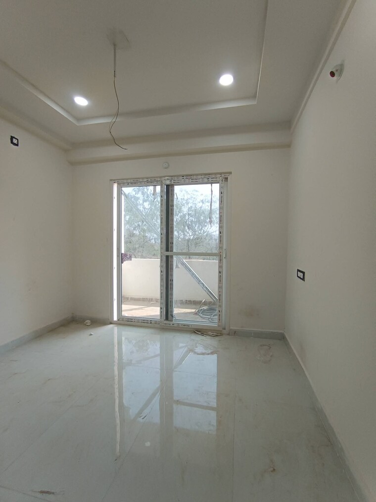 Room, kondapur 2 Bedroom 1150 Sq.Ft. Apartment In Kondapur Hyderabad 9846753
