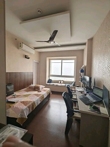 Bedroom in 2 BHK Apartment at Chattarpur – for Rent