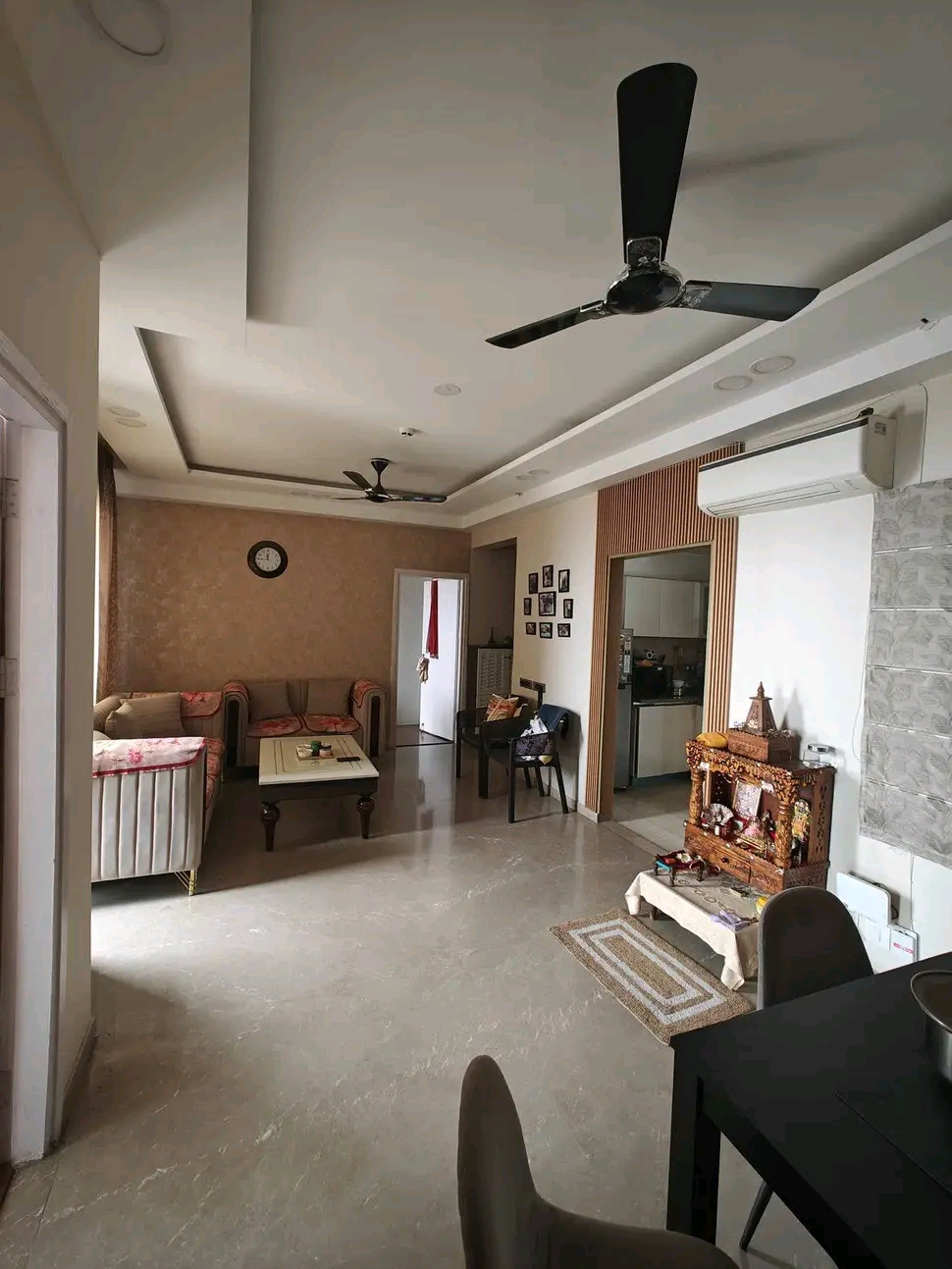 2 BHK + Pooja Room,Servant Room Apartment For Rent in Chattarpur