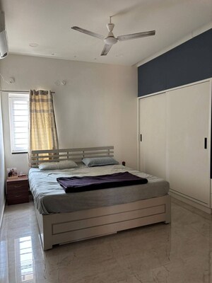 Bedroom in 2 BHK Apartment at Kondapur – for Rent