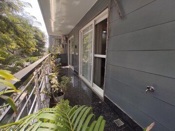 Balcony in 3 BHK Builder Floor at Sector 38 – for Rent