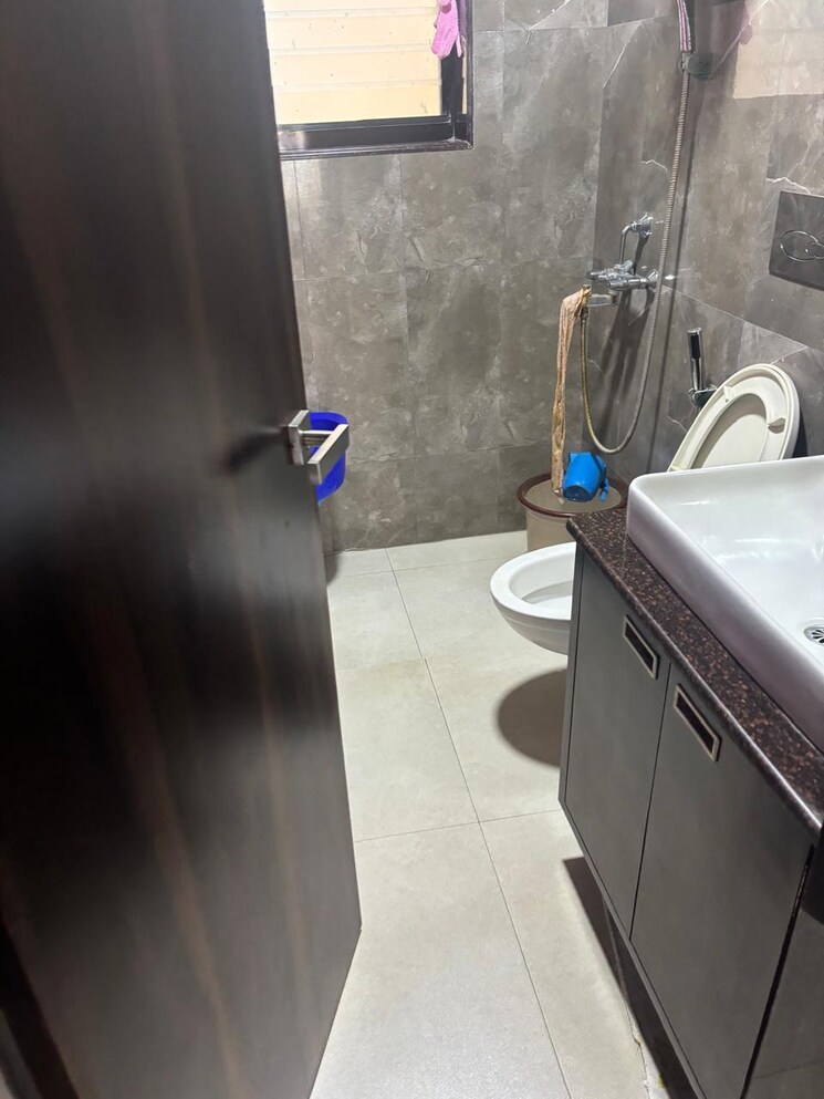 Team Area, anmol-tower 2 Bedroom 1100 Sq.Ft. Apartment In Goregaon West Mumbai 9846844