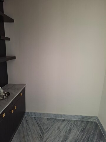 Furnished Amenities in 3 BHK Apartment at Aditya Empress Towers, Shaikpet – for Rent