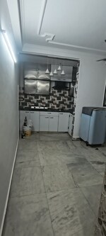 1 BHK 360 Sq.Ft. Builder Floor in Panchsheel Vihar