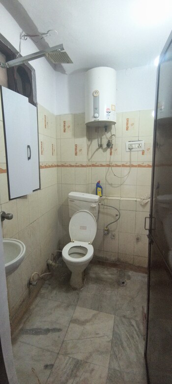 1 BHK Builder Floor for Sale in Panchsheel Vihar, Delhi