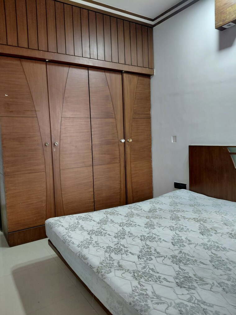 undefined, satellite-tower 2 Bedroom 783 Sq.Ft. Apartment In Goregaon East Mumbai 9846869