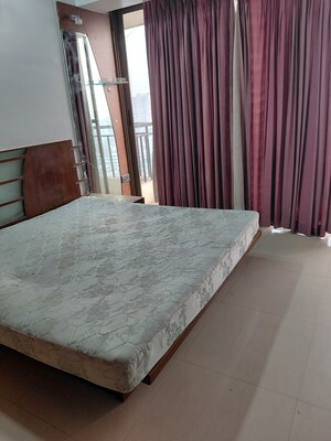 Furnished Amenities in 2 BHK Apartment at Satellite Tower, Goregaon East – for Rent