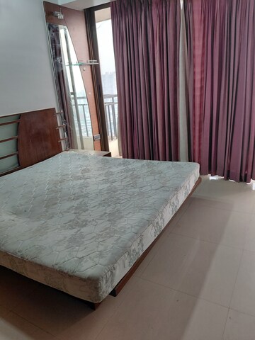 Furnished Amenities in 2 BHK Apartment at Satellite Tower, Goregaon East – for Rent