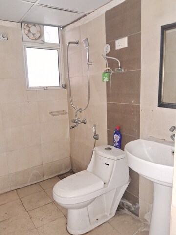 Master Bedroom in 3 BHK Apartment at Mittal Rajnagar Residency, Raj Nagar Extension – for Rent