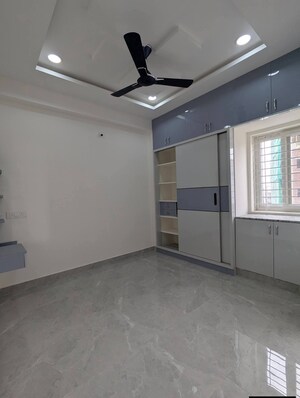 Room in 1 BHK Apartment at Kondapur – for Rent