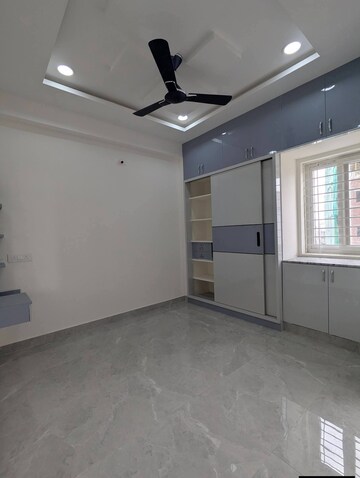 Room in 1 BHK Apartment at Kondapur – for Rent