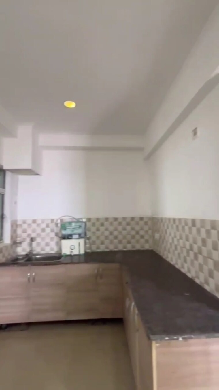 Kitchen, gaur-city-2-16th-avenue 2.5 Bedroom 1205 Sq.Ft. Apartment In Sector 16c Greater Noida Greater Noida 9846964